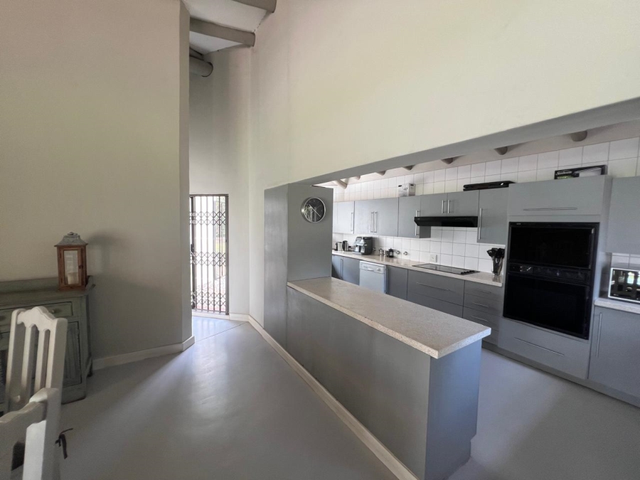 5 Bedroom Property for Sale in Hartebeesfontein SH Free State